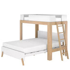 Letto a castello a L con letto singolo sopra matrimoniale e struttura in legno massello
